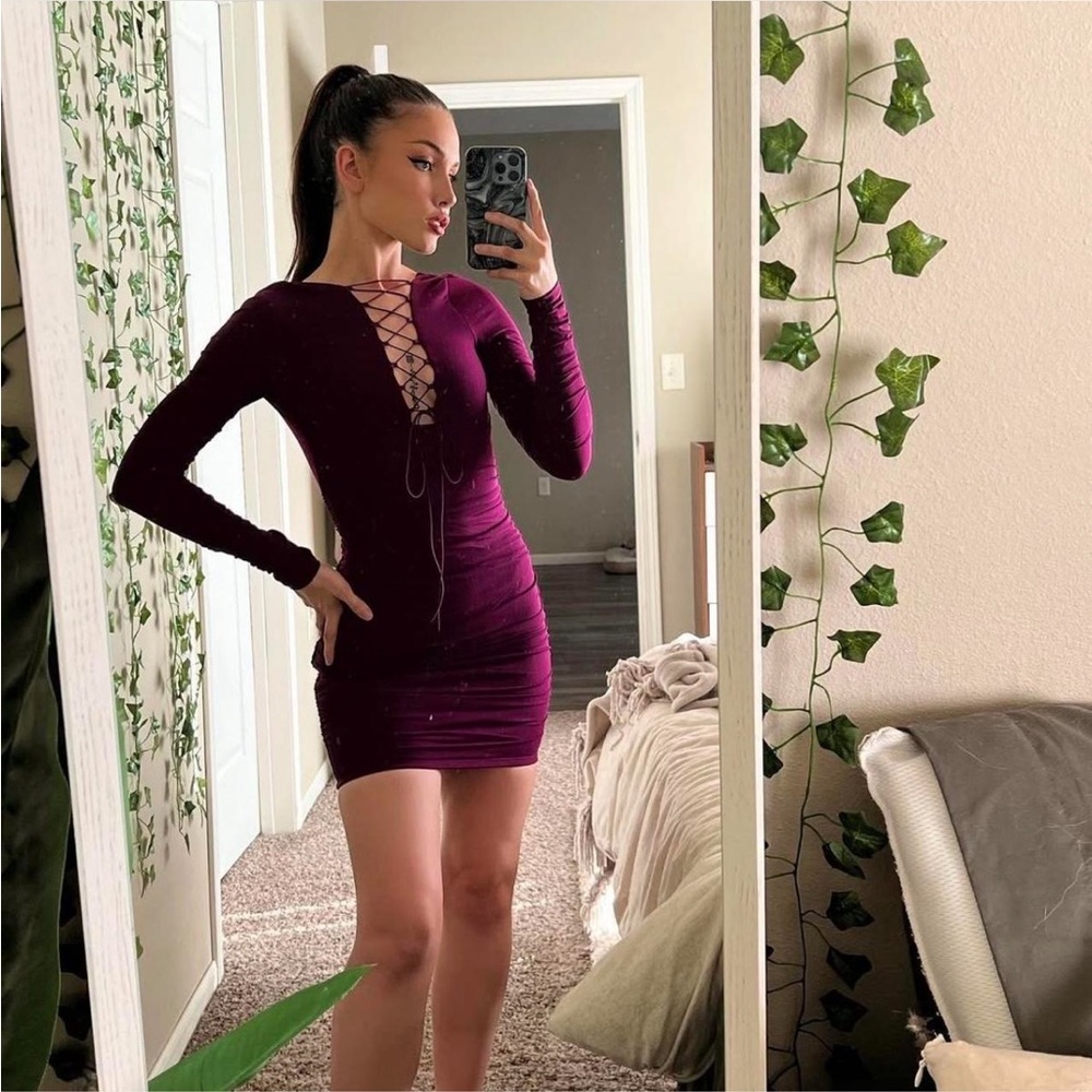 Oh Polly Long-Sleeve Ruched Dress